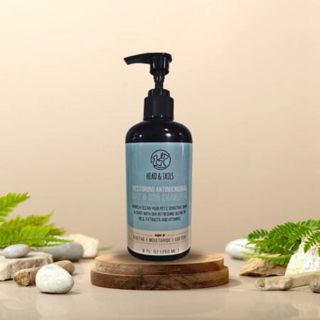Head & Tails Pets Restoring Antimicrobial Shampoo 250 Ml