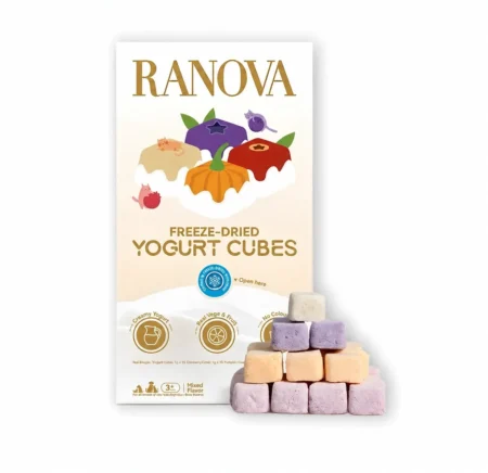 Ranova Freeze-Dried Yogurt Cubes Cat Treats pack with mixed-flavour cubes
